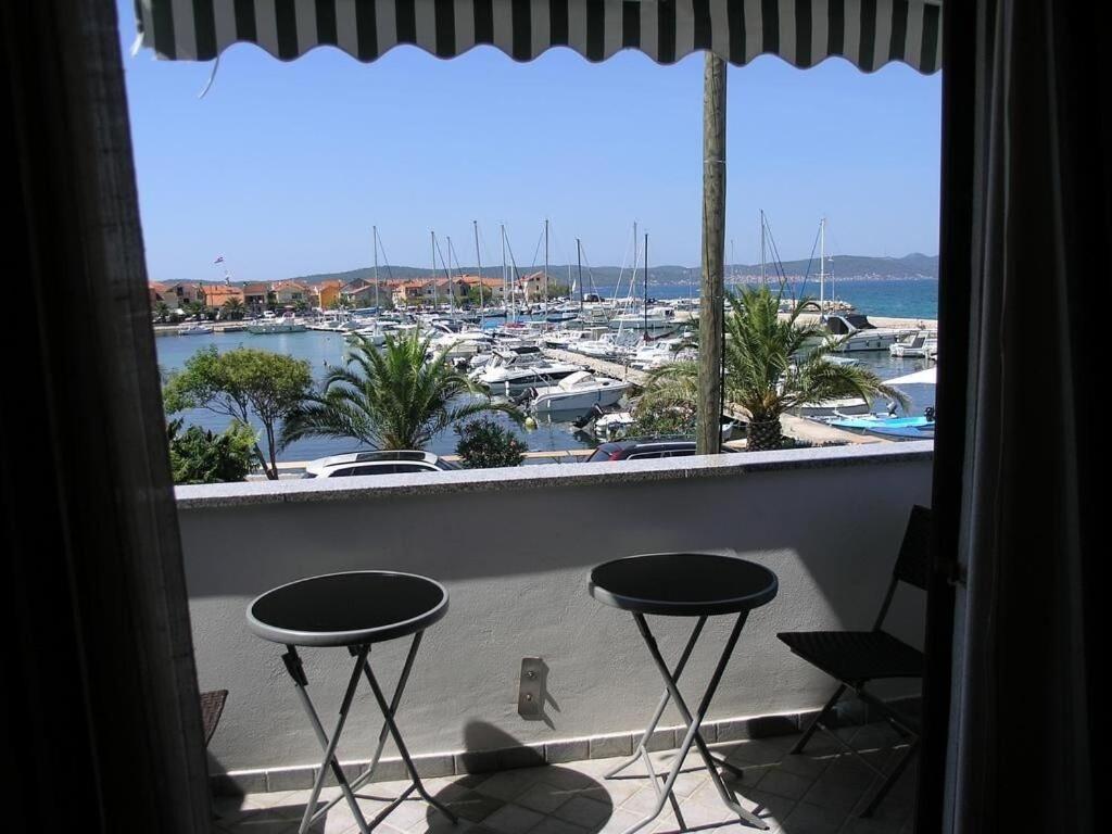 Apartments Ana Bibinje Εξωτερικό φωτογραφία